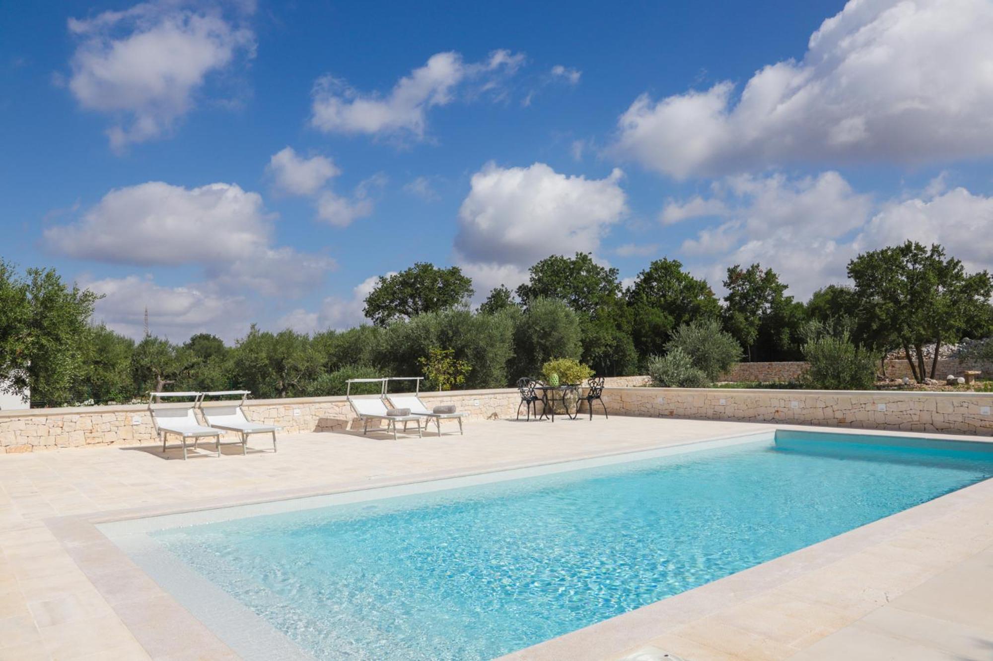 Td Trullo Roverella Charming Trullo With Pool Castellana Grotte Luaran gambar